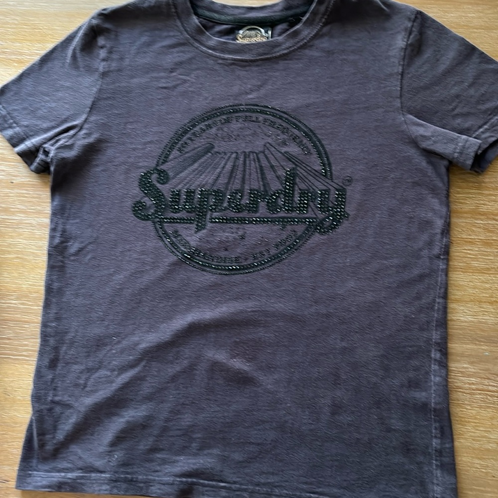 Super dry T-shirt, size 6 feels like 4. Distressed dark grey blue.